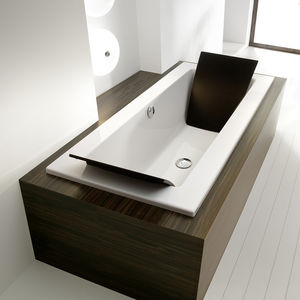 Acryl-Badewanne 1