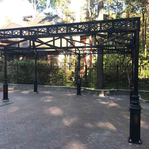 Metall-Pavillon