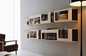 wandmontiertes Bücherregal 1