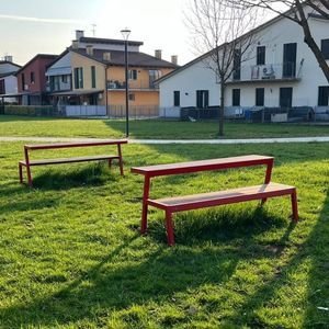moderner Picknicktisch 1