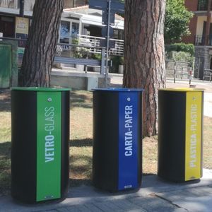 Park-Abfallbehälter 1