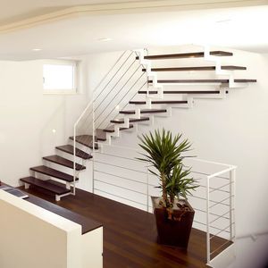 halbgewendelte Treppe 1