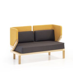 mehrfarbiges Sofa