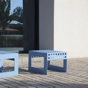 moderner Hocker
