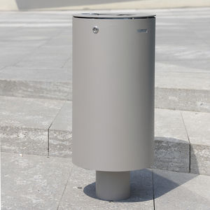 Park-Abfallbehälter / Edelstahl / mit integriertem Aschenbecher / modern