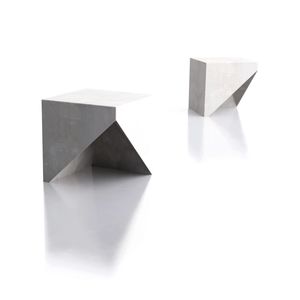 moderner Hocker