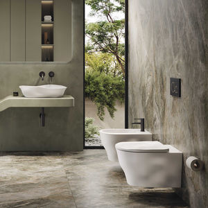 wandhängendes WC 1