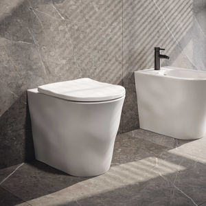 bodenstehendes WC 1