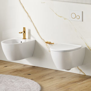 wandhängendes WC 1