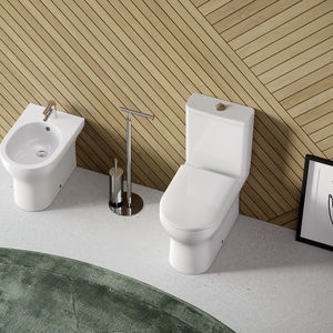 freistehendes WC 1