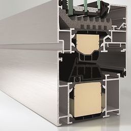 Flügelfenster / Aluminium / 3-Fach-Verglasung / mit Wärmedämmung