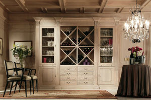 klassischer Barschrank