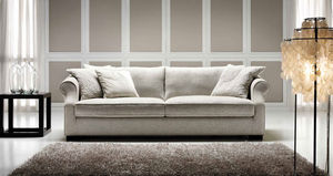 klassisches Sofa
