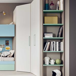 Begehbarer Kleiderschrank / Eck 1