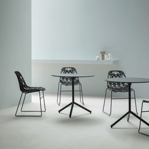 moderner Stuhl 1
