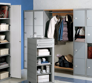 Stahl-Garderobenschrank 1
