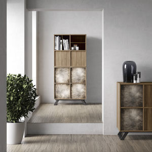 hohes Sideboard 1