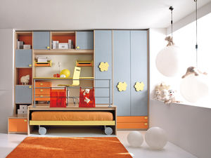 oranges Kinderzimmer
