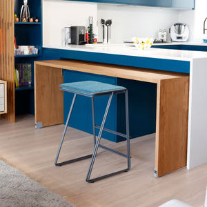 moderner Barhocker