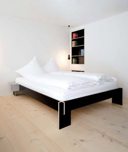 Einpersonenbett