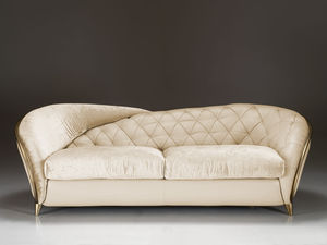klassisches Sofa