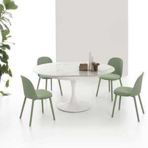 Esstisch / minimalistisches Design 1