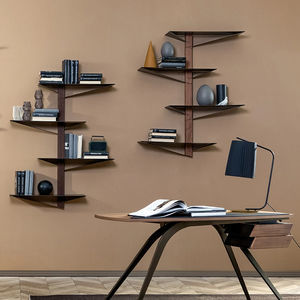 wandmontiertes Bücherregal