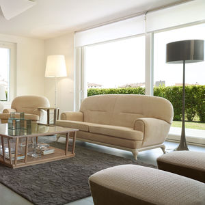 klassisches Sofa