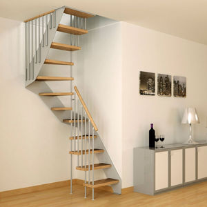 halbgewendelte Treppe