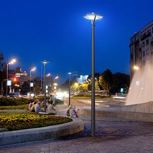 Straßenlaterne / modern / Aluminium / Polycarbonat