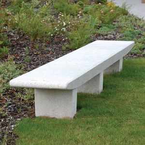 Bank für den öffentlichen Raum / Granit