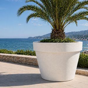 Beton-Pflanzkübel