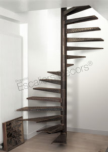 Treppe / abgewinkelte Spindeltreppe