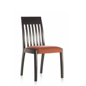 moderner Stuhl 1