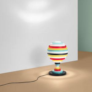 Tischlampe / originelles Design / Aluminium / Stahl