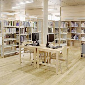 Schreibtisch für Open Space