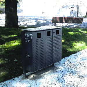 Park-Abfallbehälter / Eisen / Stahlblech / mit integriertem Aschenbecher