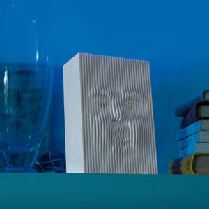 Tischlampe / originelles Design / Kunststoff / LED