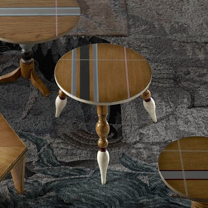 klassischer Beistelltisch / Holz / mit Fußgestell aus Holz / rund