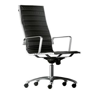 moderner Chefsessel 1