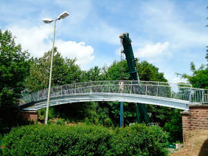 Aluminium-Brücke