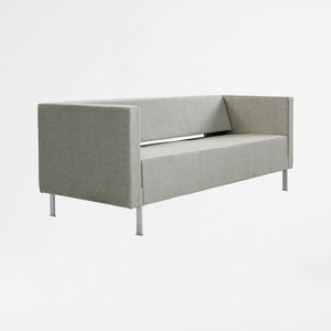 mehrfarbiges Sofa