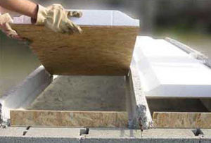 dämmender Deckenstein