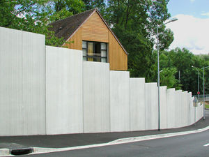 Stahlbeton-Stützmauer 1