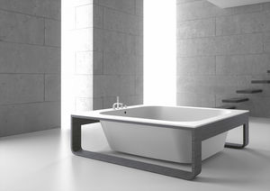 quadratische Badewanne 1