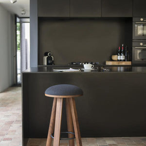 moderner Hocker