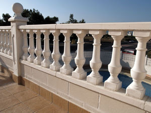 Kunststeinbalustrade 1