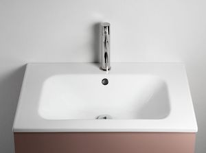 eingebautes Waschbecken 1
