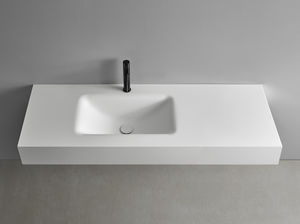 wandhängendes Waschbecken 1