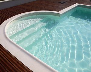 Schwimmbadtreppe 1
